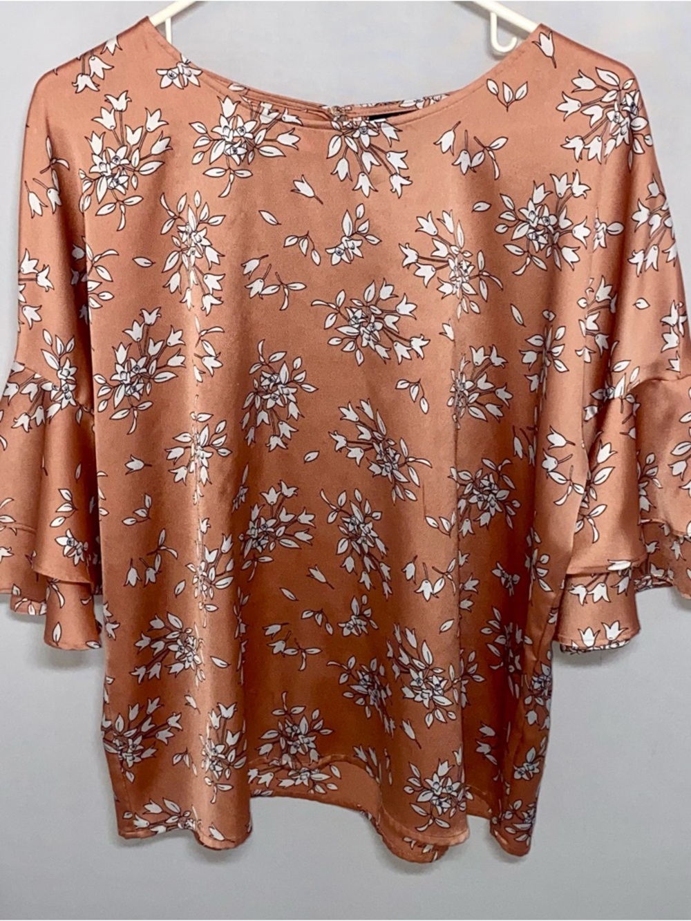 Liz Claiborne Rust Satin Floral Blouse